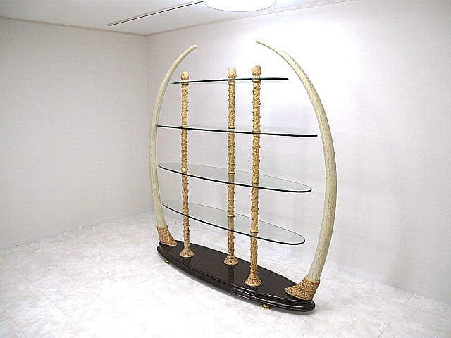 イタリア製 高級輸入家具 多段シェルフ ポリストーン×ガラス クラシック 飾り棚