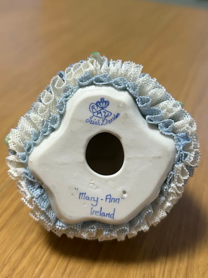 アイリッシュドレスデン　Mary-Ann レースドール陶器製