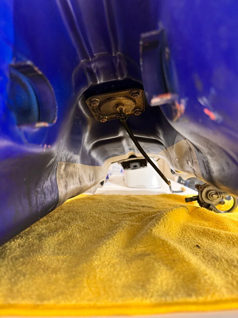 CBX400F 外装セットタンクBEET 1型純正カラー　青白当時物