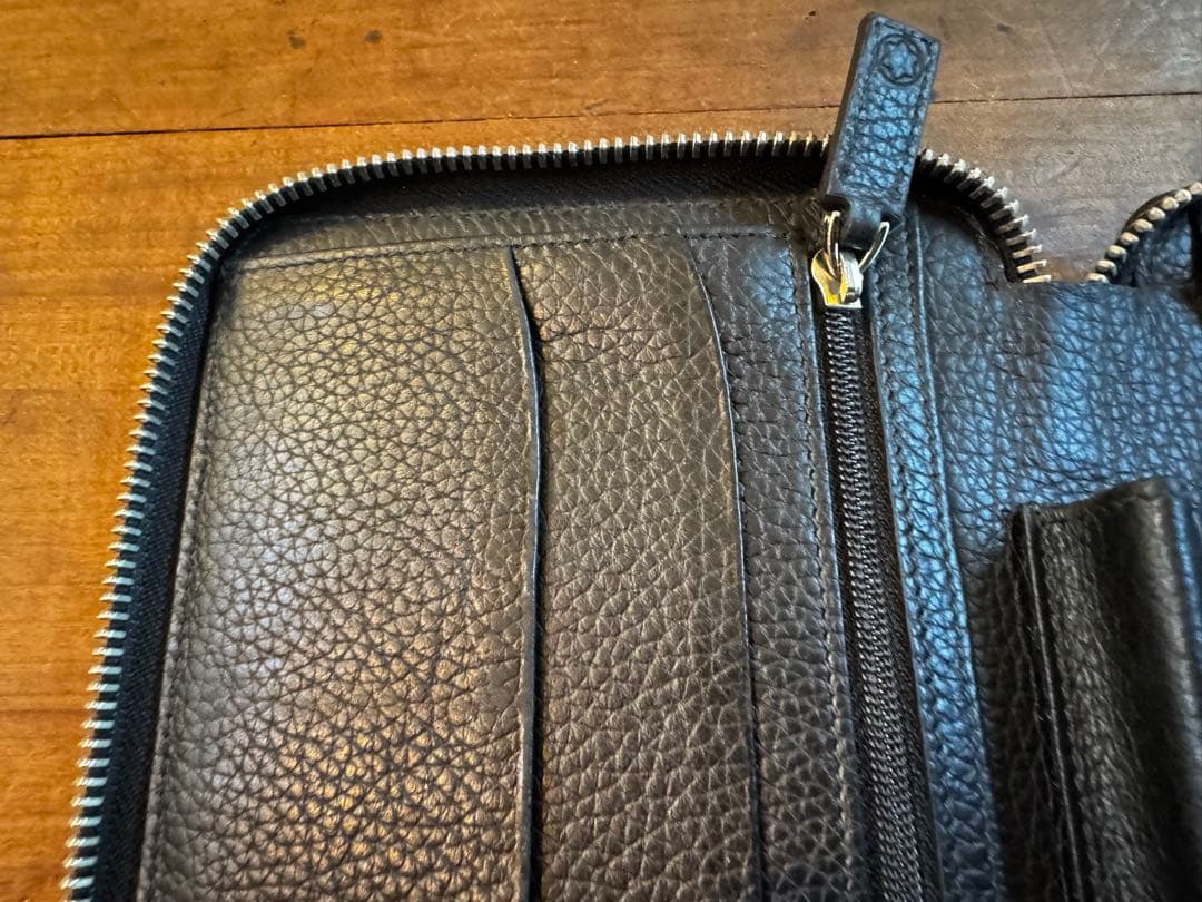 Montblanc ブラック レザー 財布　トラベル　ペン差し付き　証明書有り