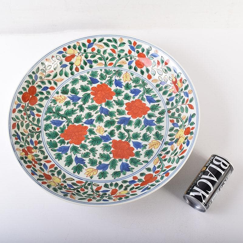 中国　大明萬暦年製　五彩花文　大皿　飾り皿　直径約39㎝　V　R7817C