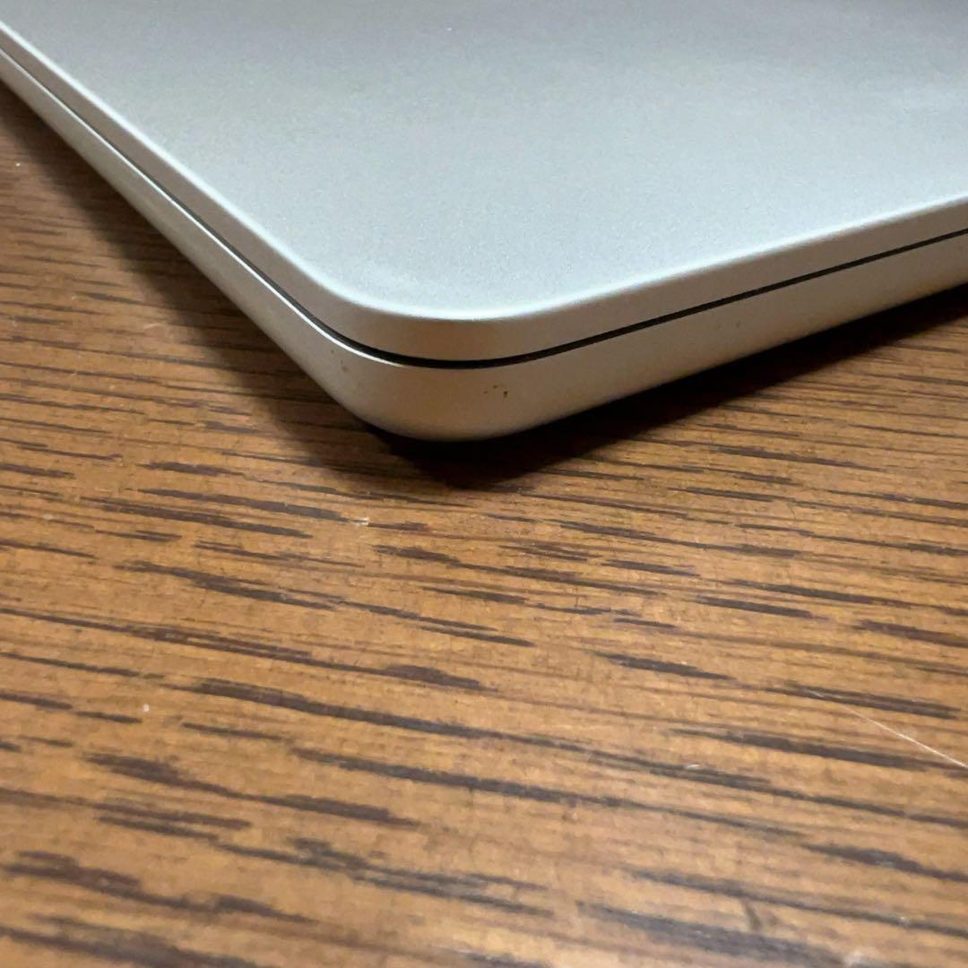 Macbook Air 2022 M2 13.6インチ 16GBメモリ 1TB