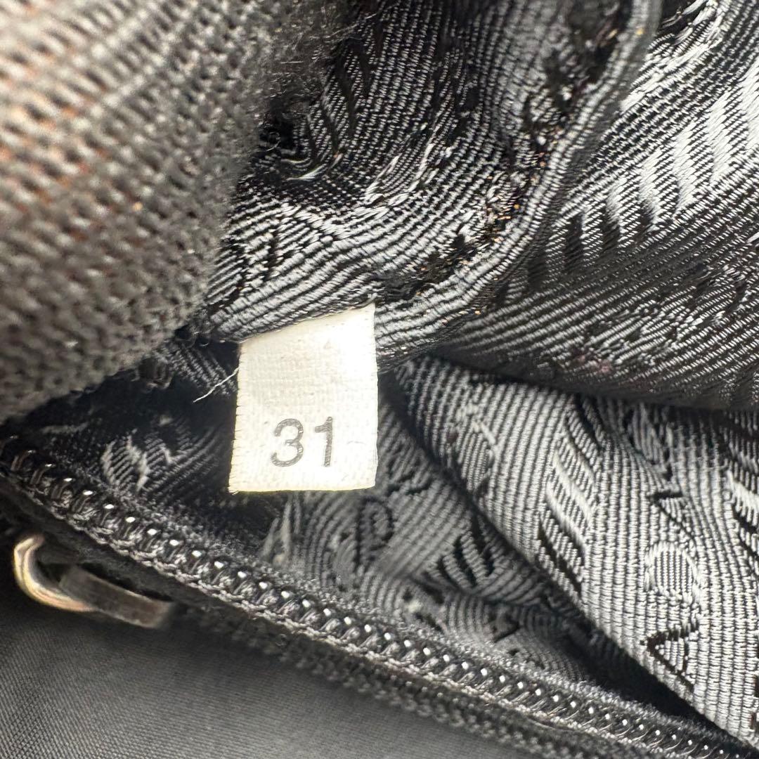 051 美品 PRADA ハンドバッグ トートバッグ 肩掛け 黒 lv3