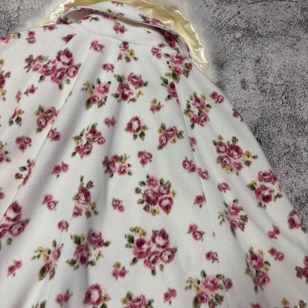 美品　LIZLISA リズリサ リズメロ 花柄　ファー付き　ケープコート　リボン