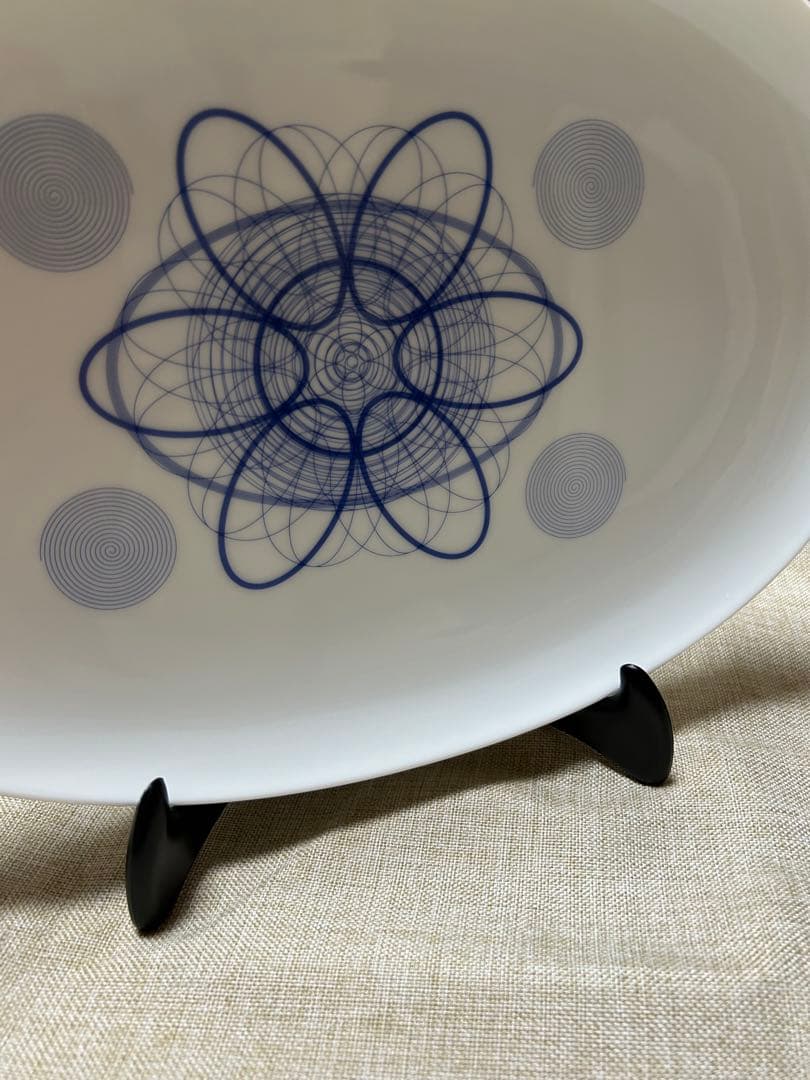 足立育朗　形態波動エネルギーの図形　希少品‼️楕円形皿‼️