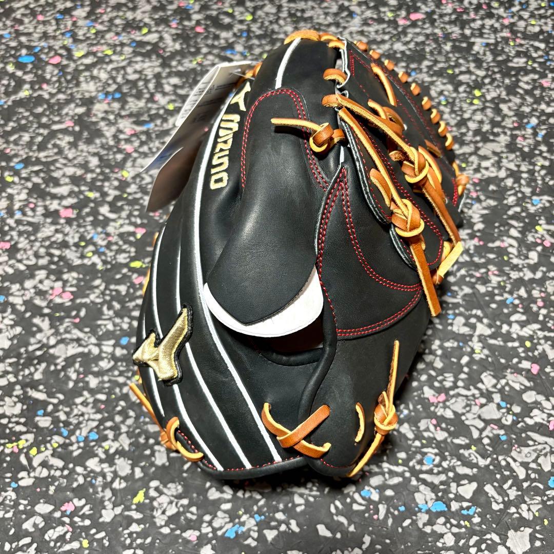 新品タグ付き ミズノ グローバルエリート スピードレボ 軟式用 投手用 グローブ