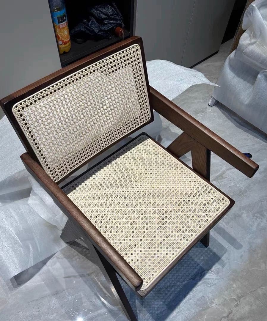 【未使用】ピエールジャンヌレ　アームチェア　ウォルナット