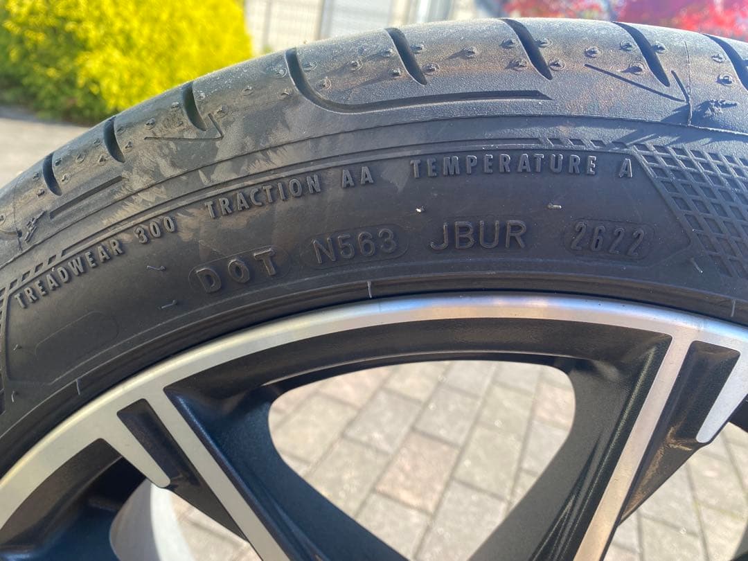 86 ZN6型後期純正17インチタイヤセット