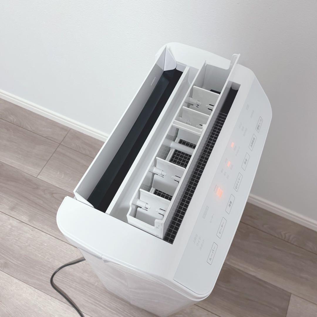 【美品】コロナ　衣類乾燥除湿機CD-WH1822 2022年製