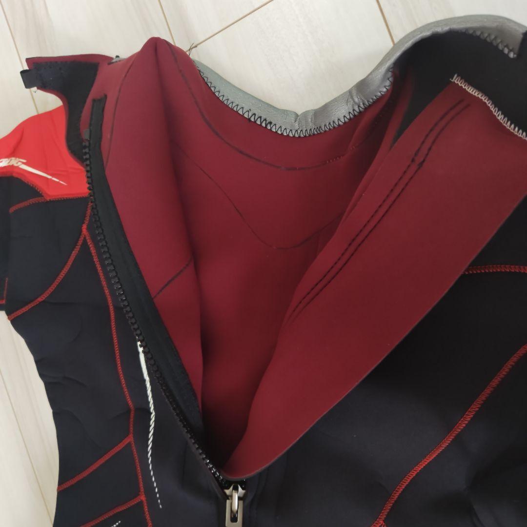 【9/22処分】【新品】ビラボン　BILLABONG　ウエットスーツ　XL　2㎜