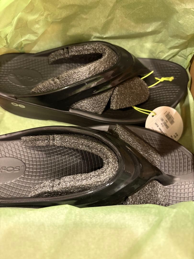 OOFOS OOmega EXCLUSIVE 28cm ビームス　黒