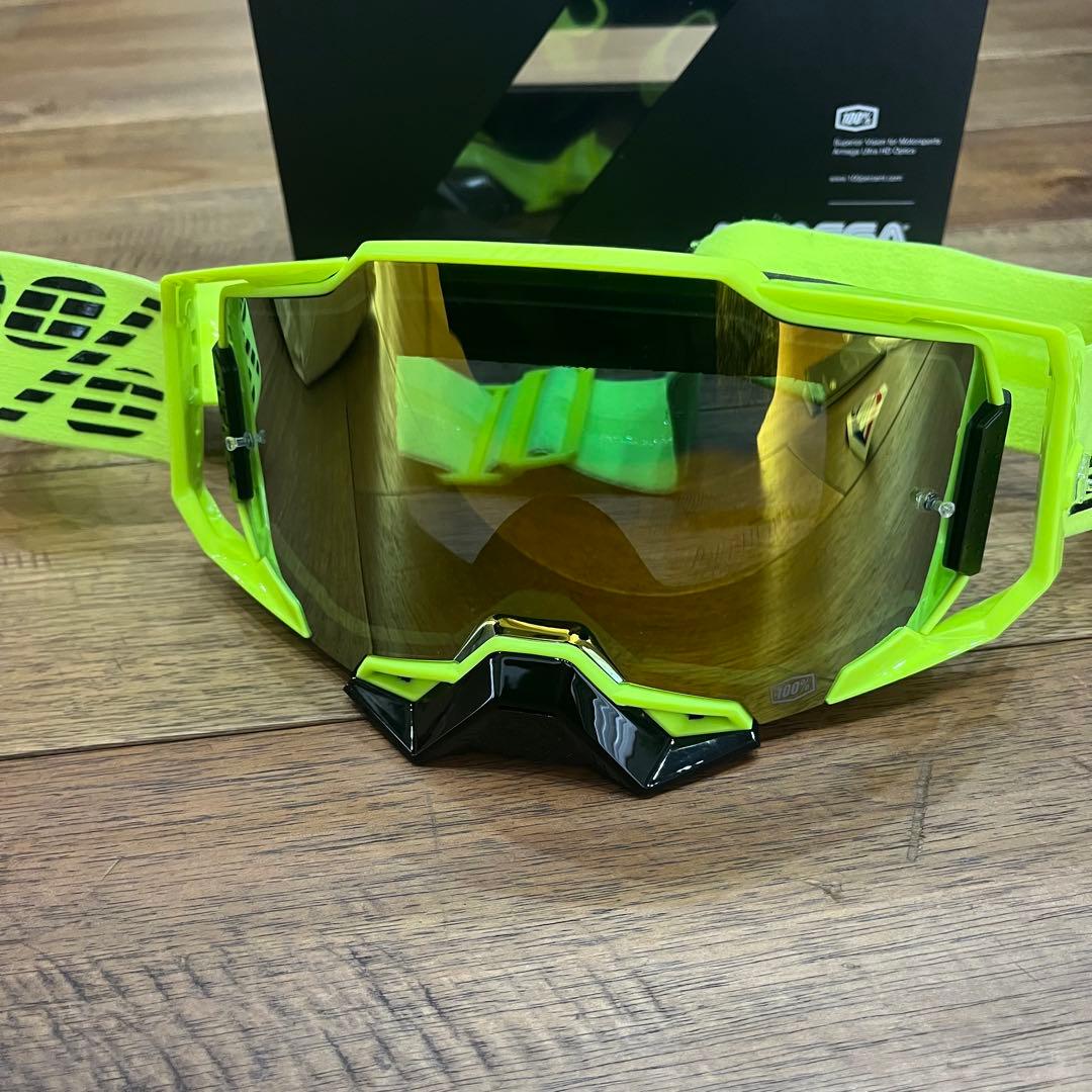 100% ゴーグル ARMEGAアルメガ　保護フィルムおまけ付き