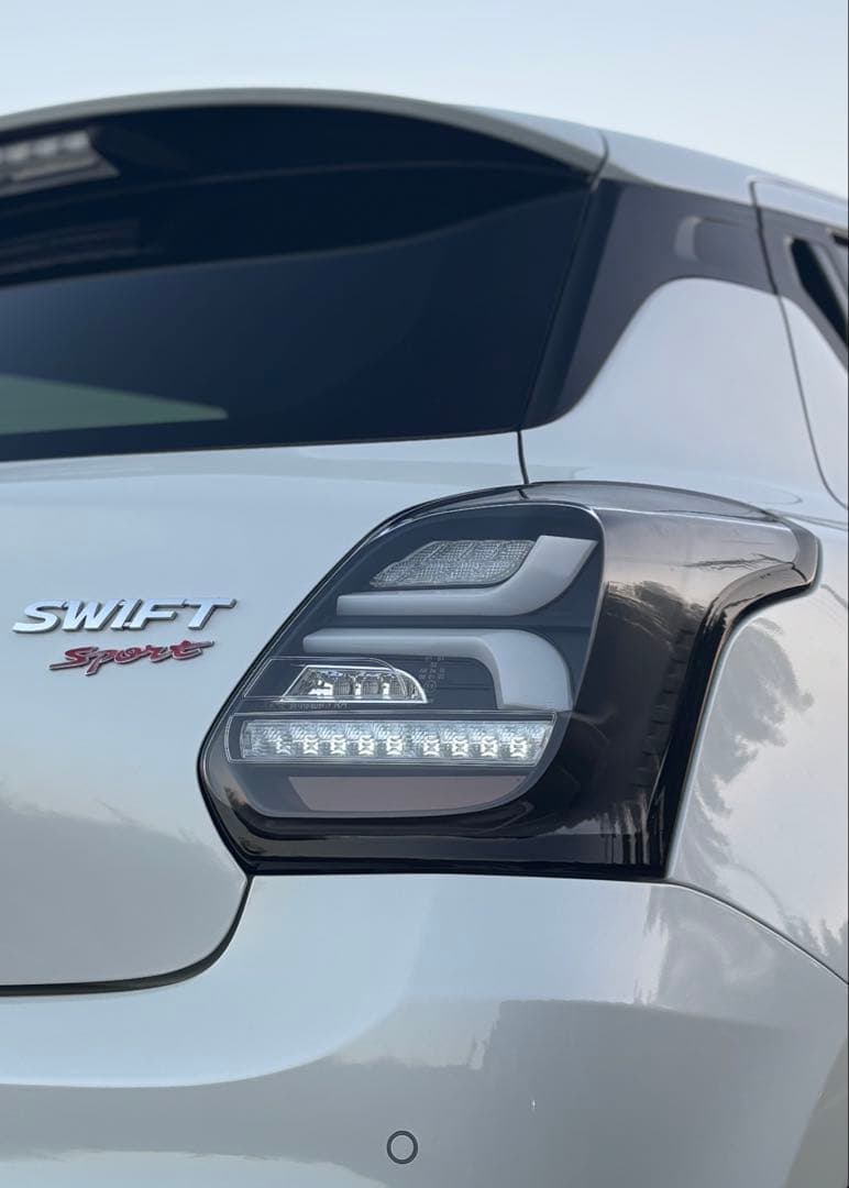 ヴァレンティ LEDテール クリア ZC33S スイフトスポーツ 左右 点灯◎