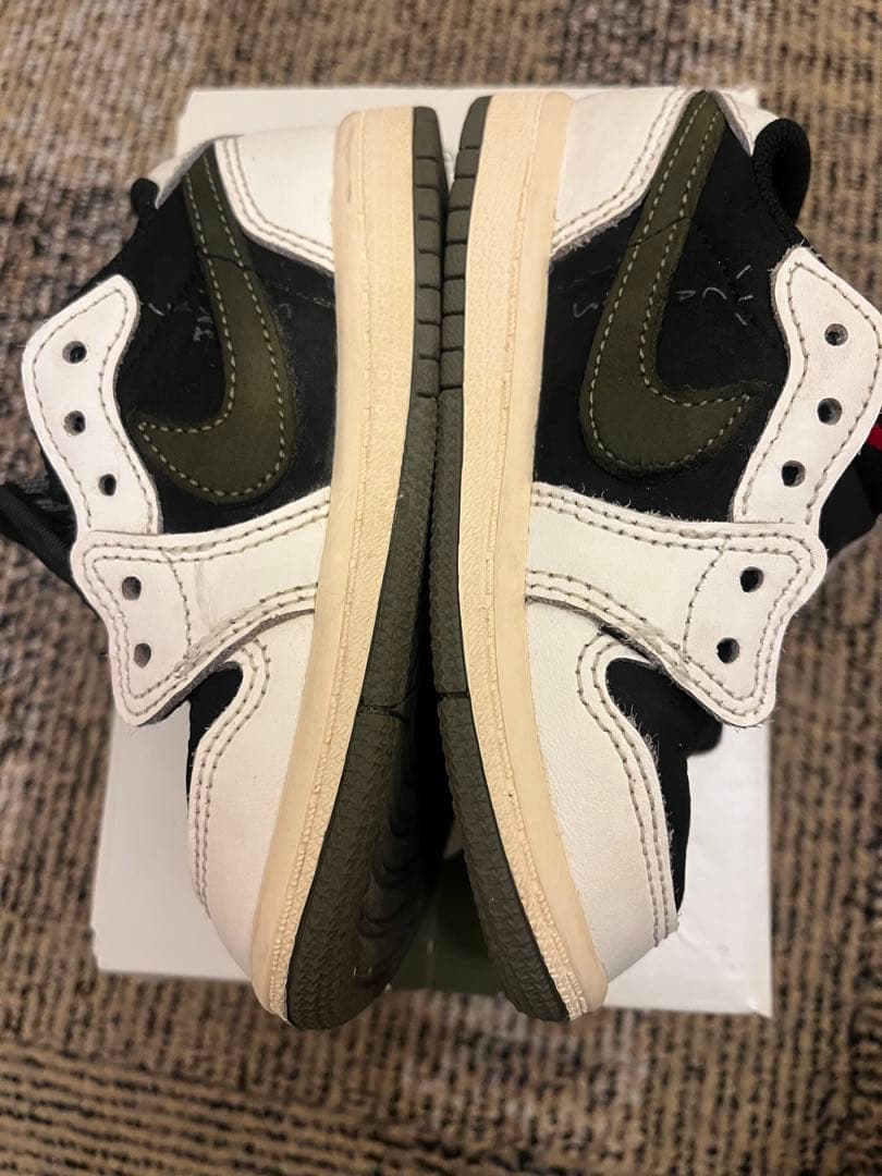 travis scott Jordan キッズ　kids ジュニア　Jr.