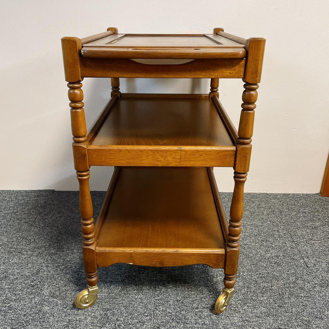 美品　カリモク キッチンワゴン 3段 キャスター アンティーク トレー取外し可