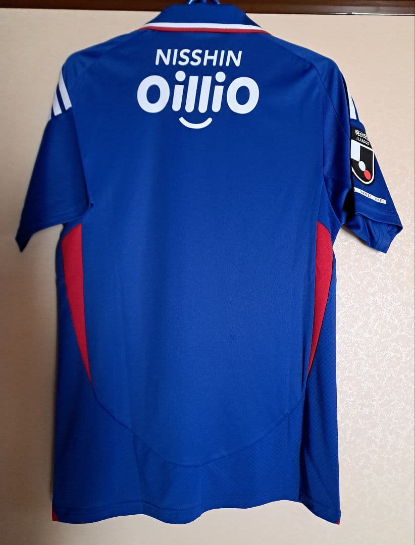 ‼*!様 横浜Fマリノス　1stユニフォーム2025＋選手直筆サイン色紙＋タオル