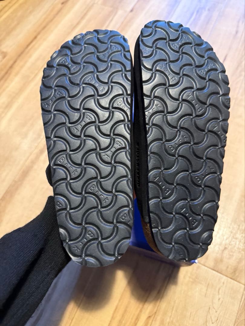 新品 BS Birkenstock ビルケンシュトック サンダル ブラック