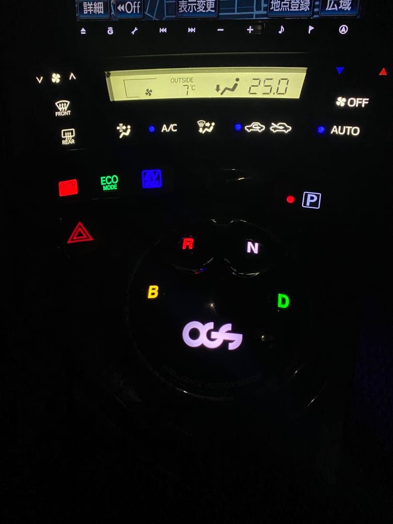 30プリウス OGS ピアノブラック