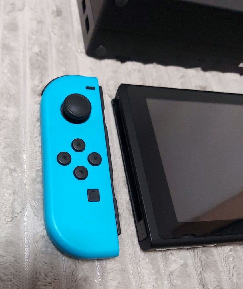 特価品　Nintendo Switch 本体 青/赤 Joy-Con付き