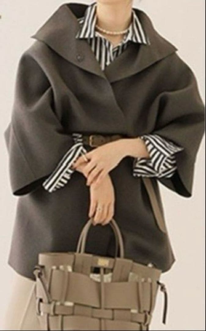 美品　希少　ハリスワーフロンドン　キモノマントル　コート　ポンチョ　グレー