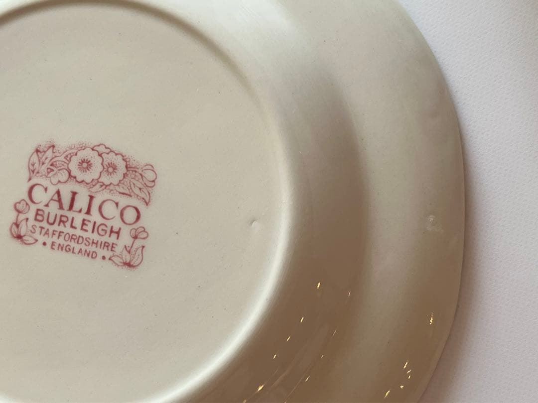 バーレイ　ピンクキャリコ　ケーキプレート　最後の3枚です