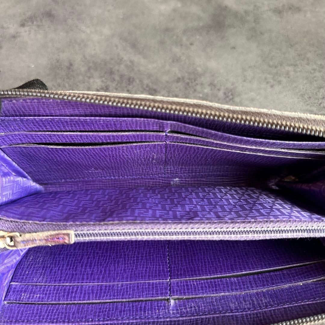 FENDI ズッカ柄　長財布 ラウンドファスナー　ラウンドジップ 内側パープル