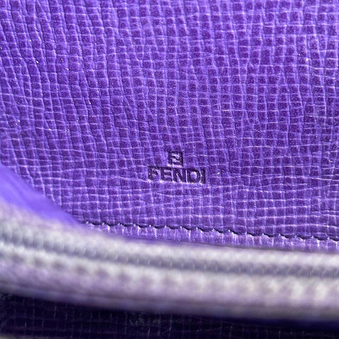 FENDI ズッカ柄　長財布 ラウンドファスナー　ラウンドジップ 内側パープル