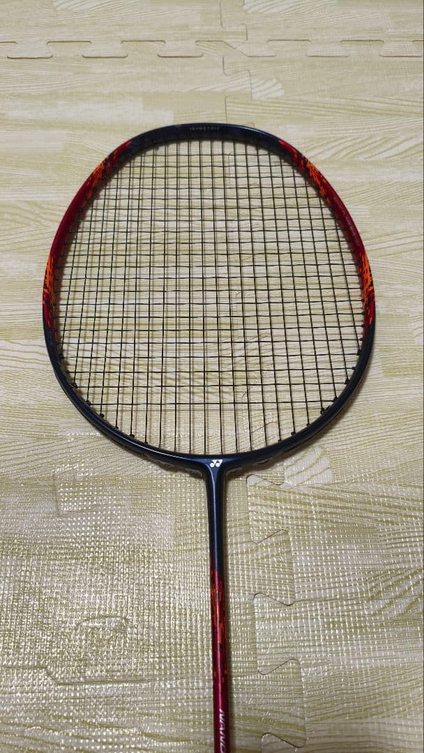 YONEX ナノフレア700バドミントンラケット 布ケース付