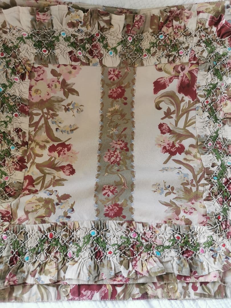 ヴィンテージ フランス スモック＆バリオン刺繍 花柄ファブリッククッションカバー