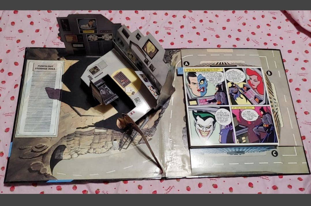 仕掛け絵本 Batman 洋書 バットマン アニメーション ポップアップブック