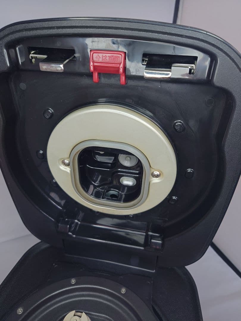 中古　TIGER土鍋圧力IH炊飯ジャー「炊きたて」JPJ-A060　3.5合炊き