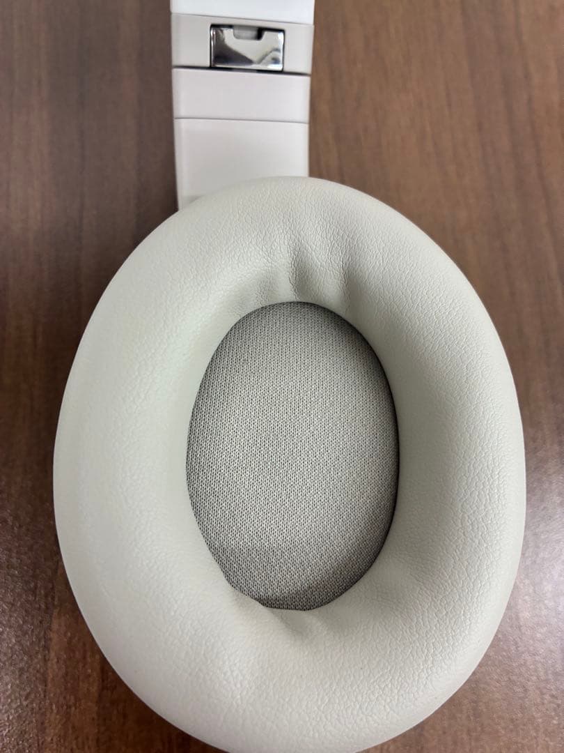 Beats Studio Pro ワイヤレス ヘッドホン サンドストーン