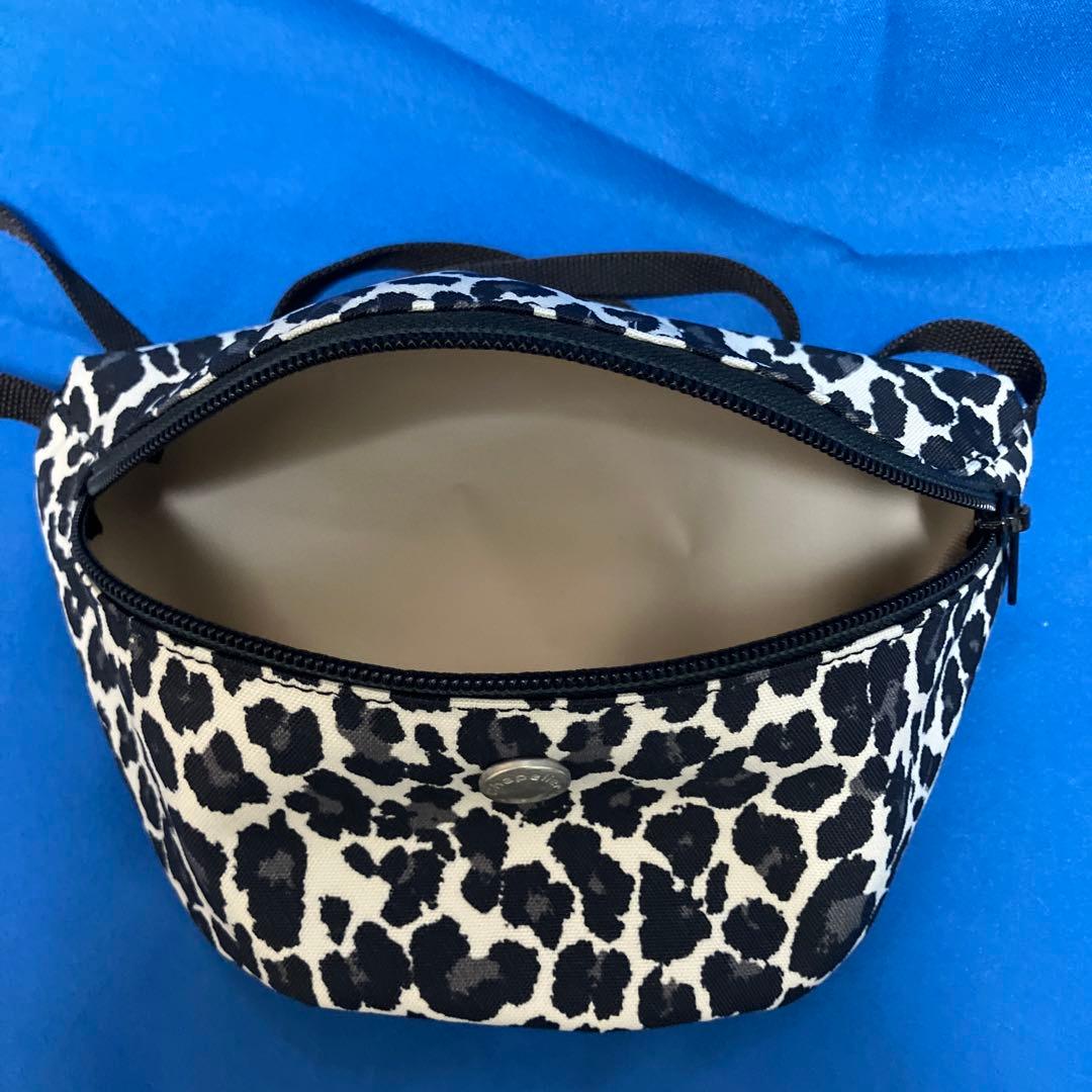 エルベ2851F ナイロンショルダーバッグXS パンサーブラン