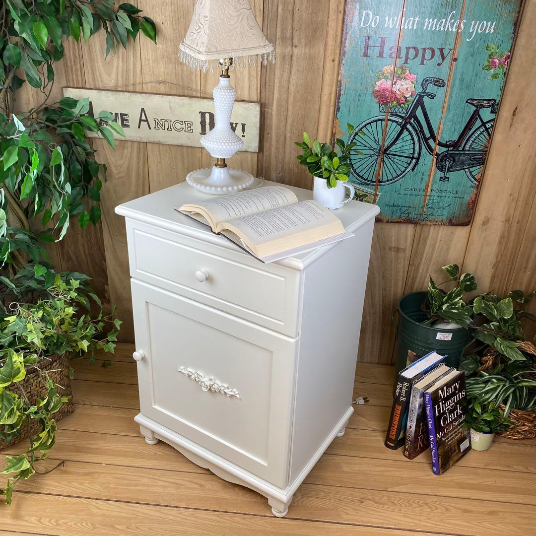 フレンチカントリー北欧調ホワイトサイドキャビネット飾り棚収納家具姫系インテリア