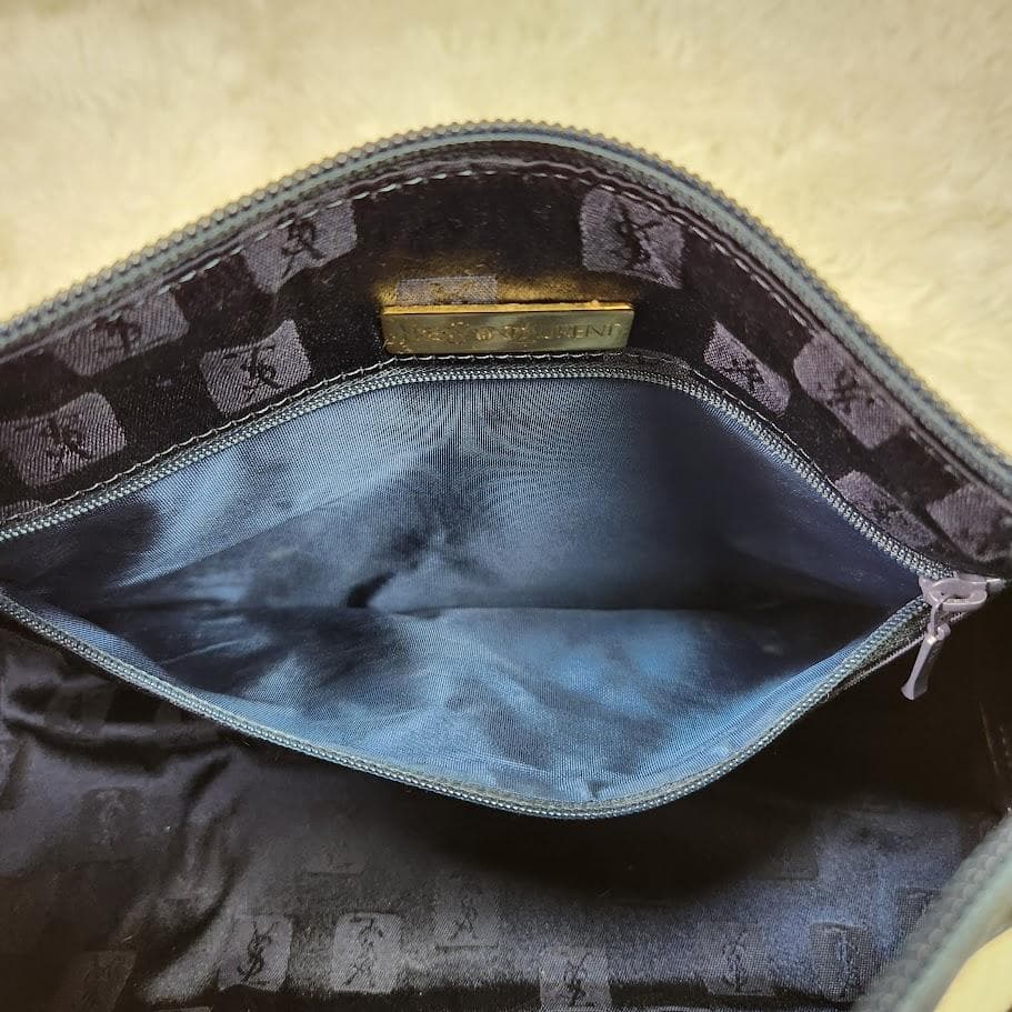 【希少】イヴサンローラン ハンドバッグ 三角ロゴ ホワイト 筒形