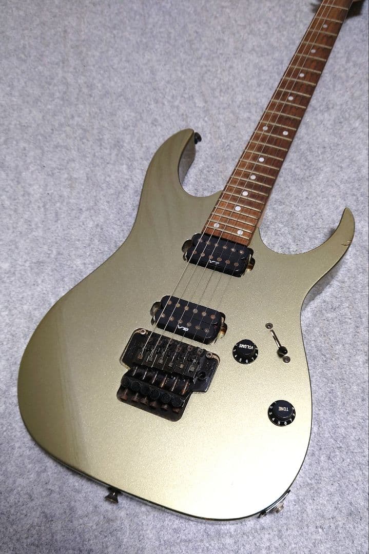 5150　Ibanez　RG320B