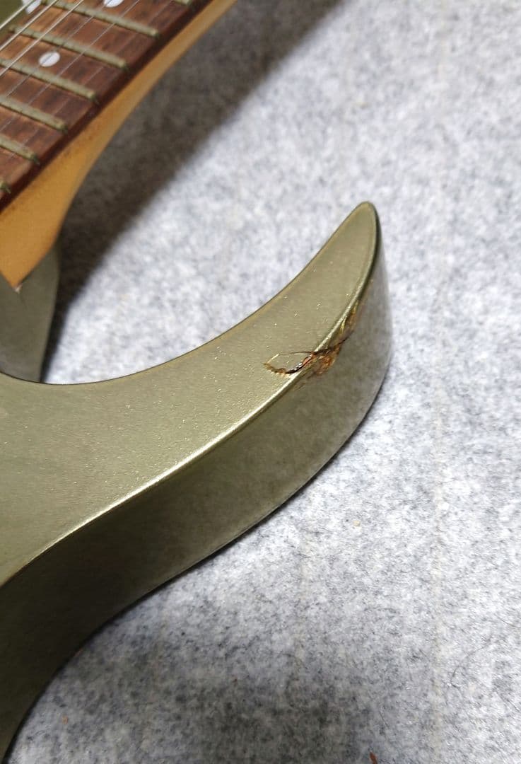 5150　Ibanez　RG320B