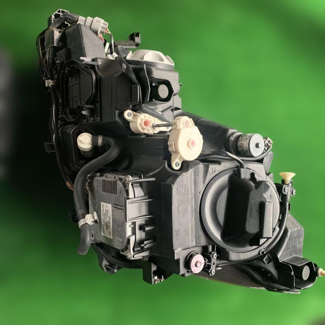 レクサス　LS600h 前期　純正ヘッドライト左右セット 動作確認済み　中古品