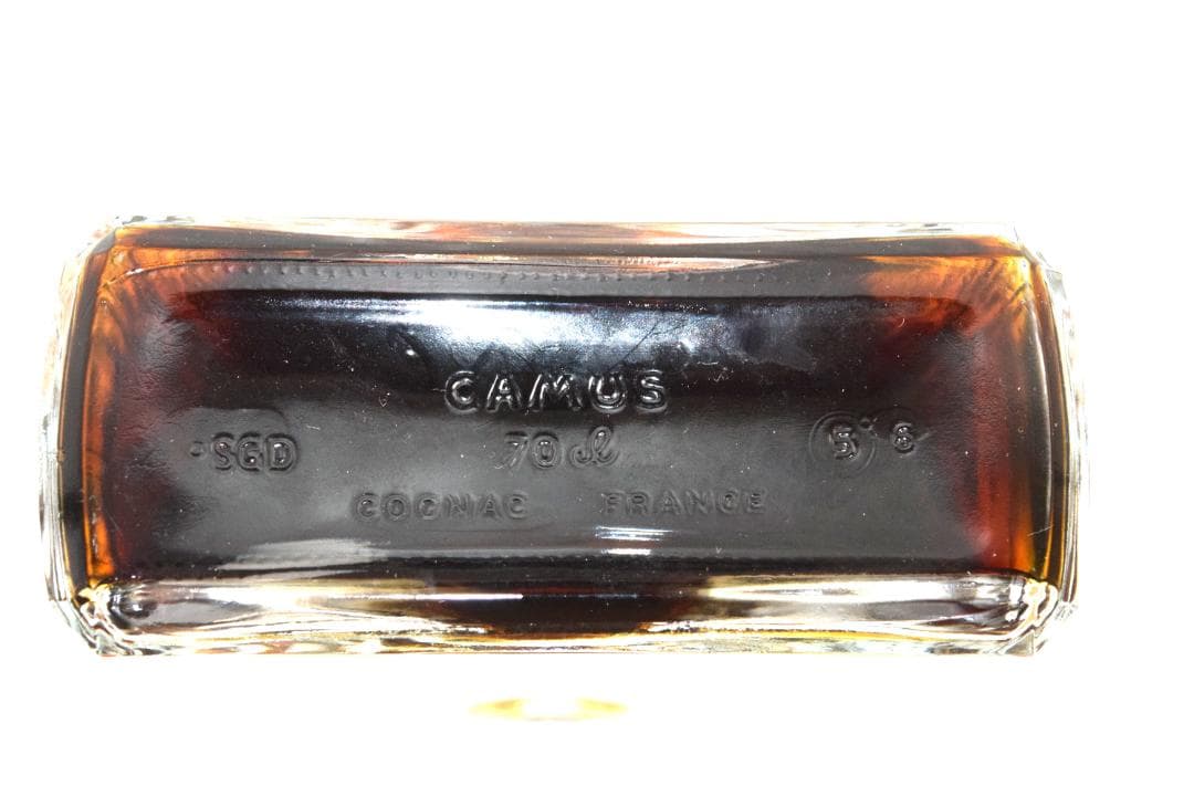 未開栓 CAMUS EXTRAORDINAIRE カミュ コニャック 700ml