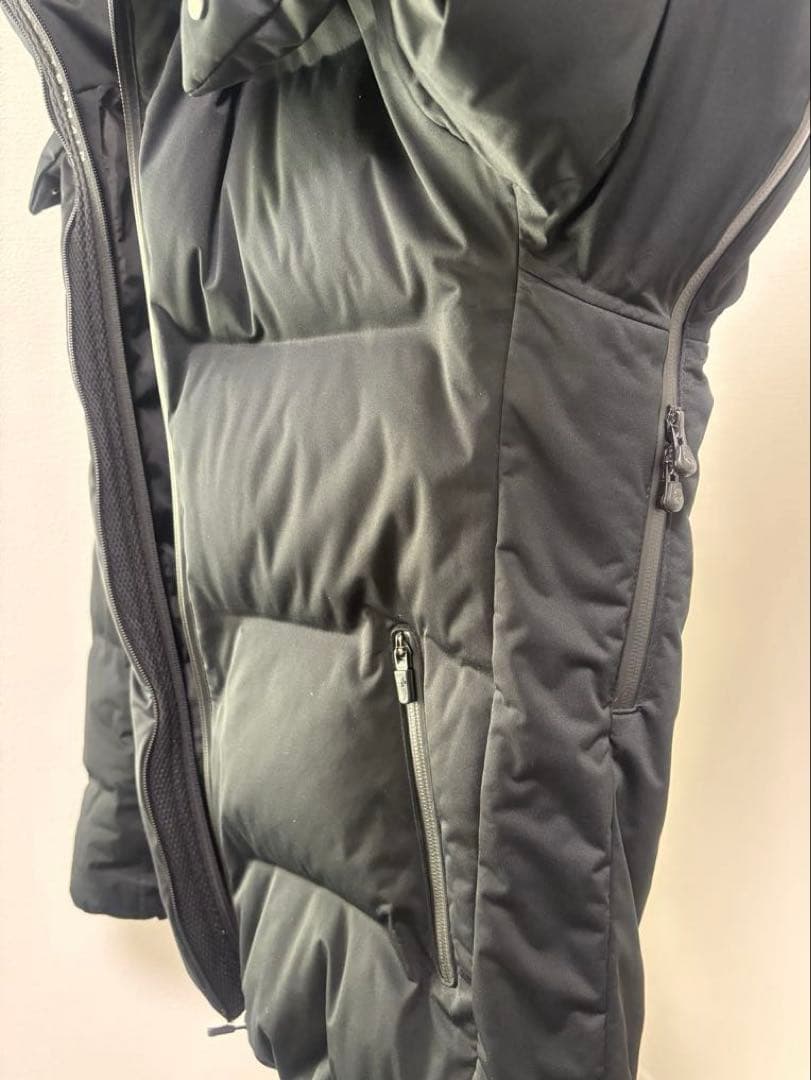 DESCENTE ALLTERRAIN 水沢ダウン ANCHOR 黒 Lサイズ