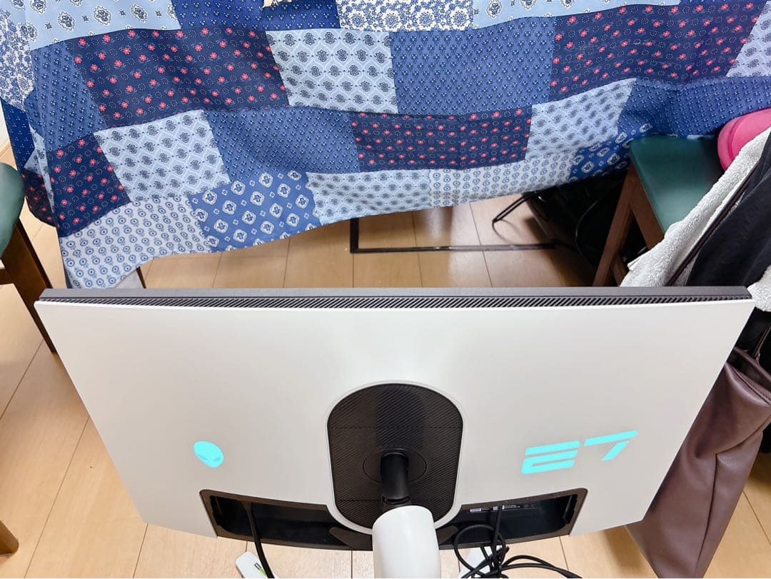 美品　モニター　Alienware 280Hz 1440p AW2723df