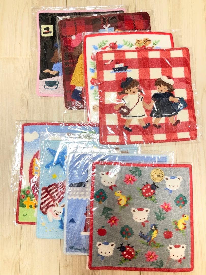 値下げバラ売り不可　新品未使用　ファミリア　シェニール織　タオルハンカチ