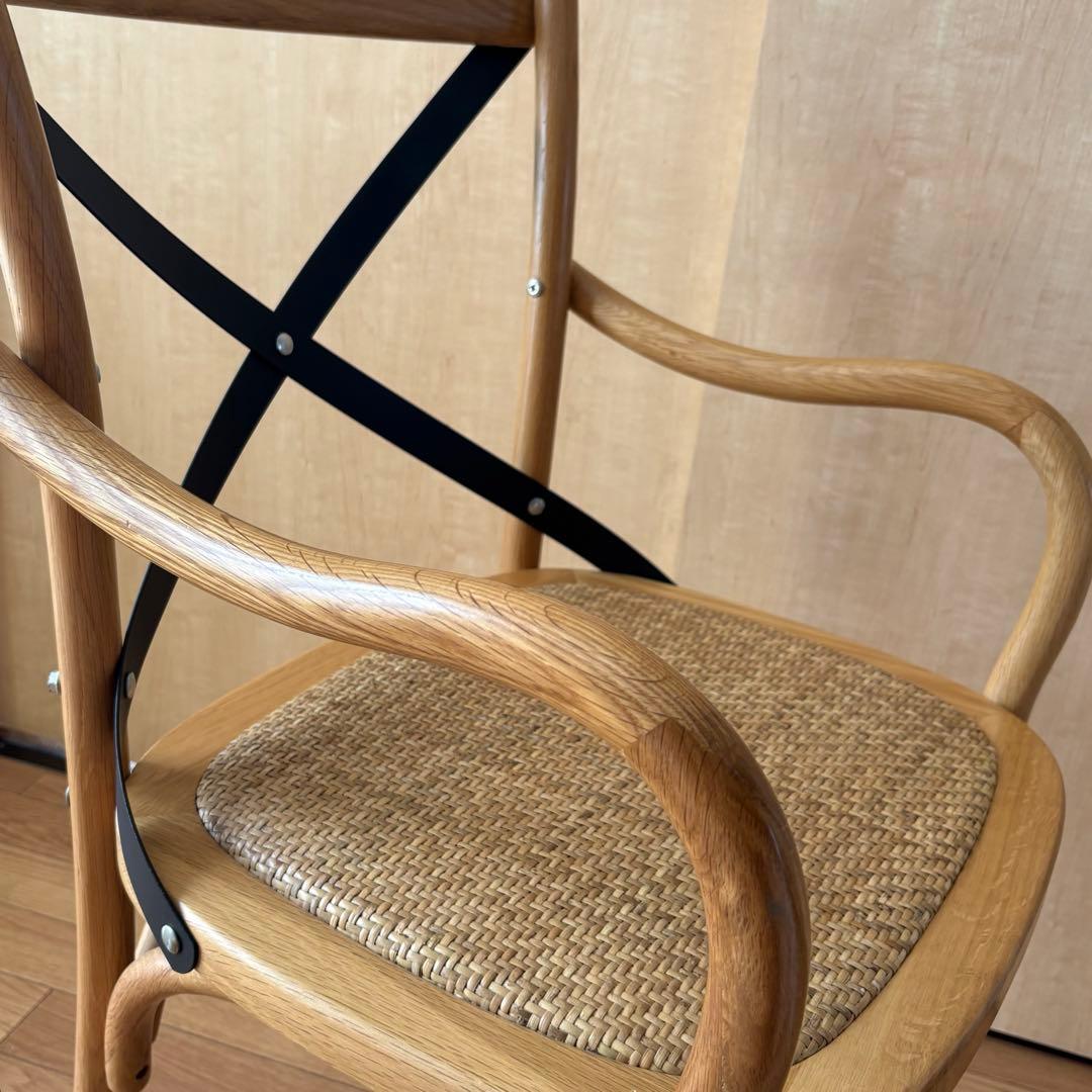 【うさぎ】クラッシュゲート　クロスバックアームチェア