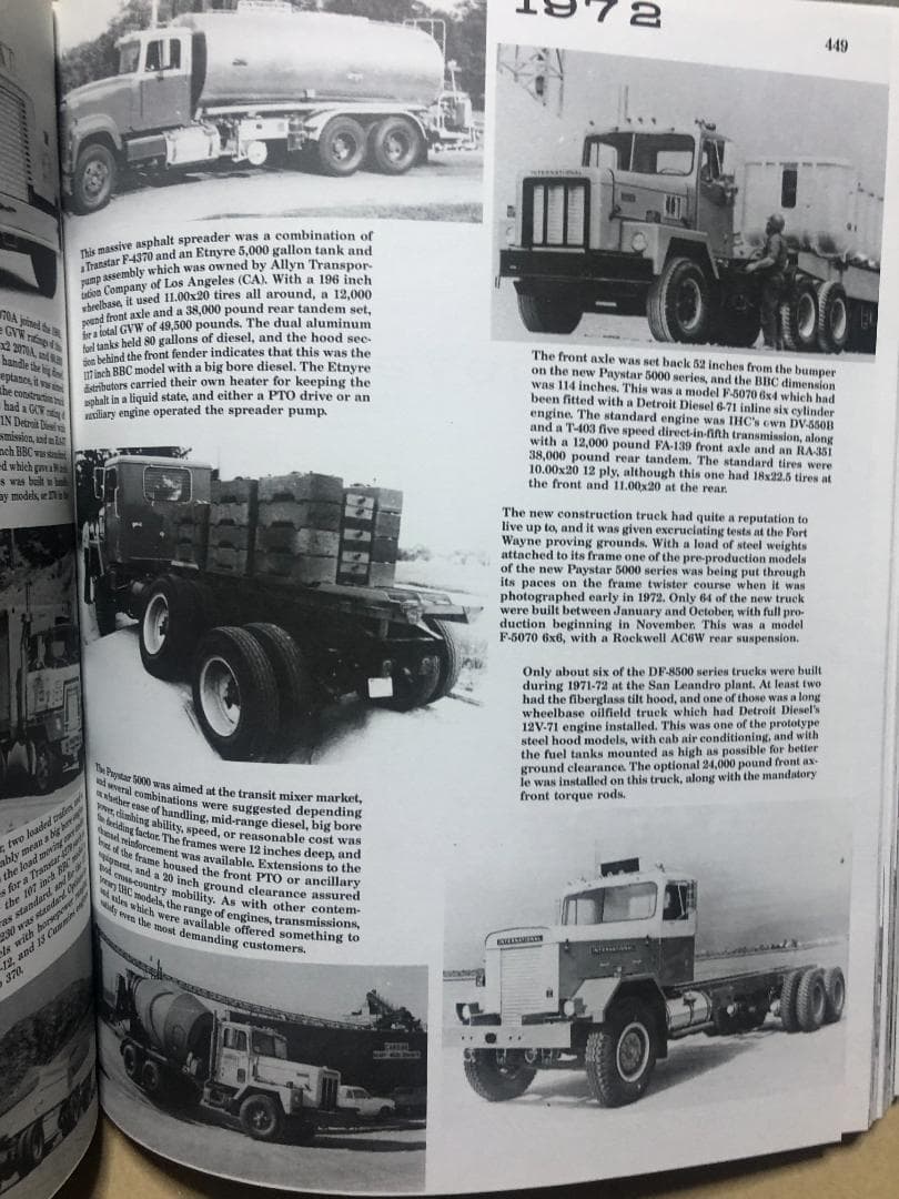 洋書 INTERNATIONAL TRUCKS