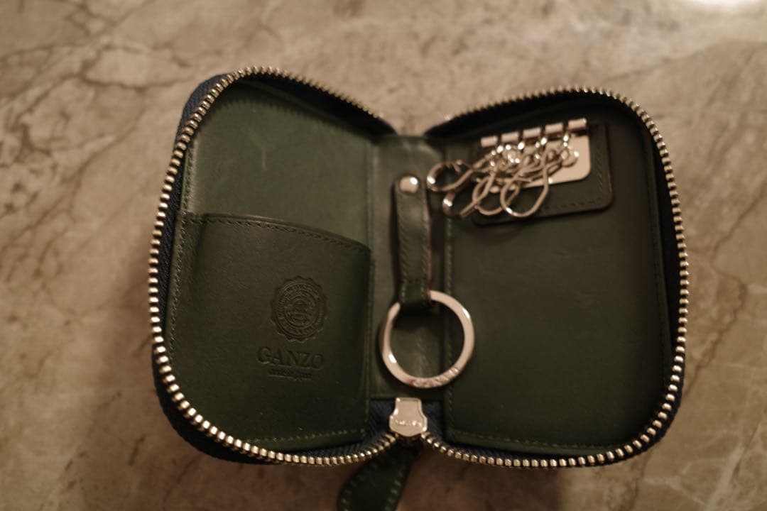 ガンゾ GANZO コードバンR.C ラウンドファスナーキーケース