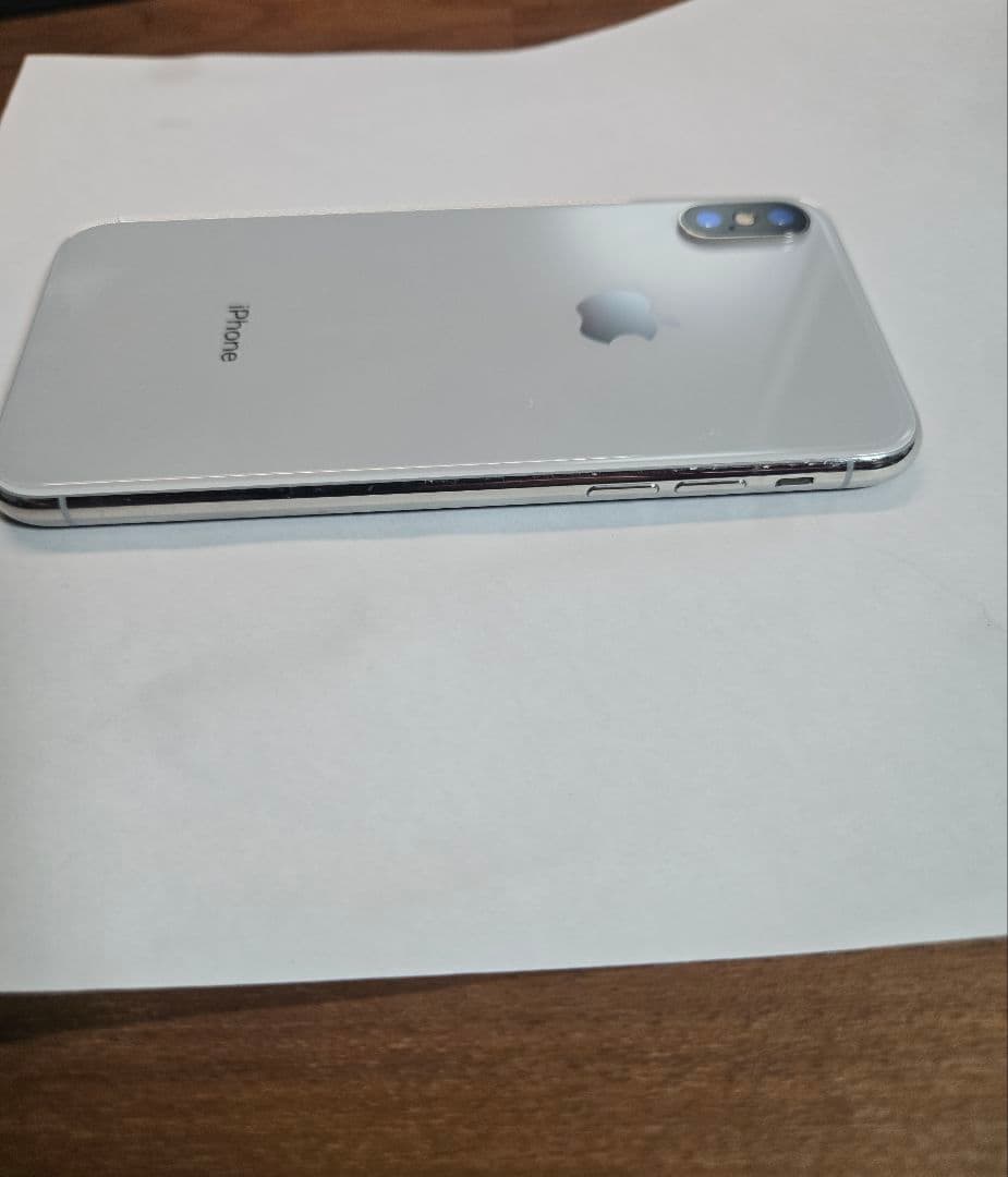 N*！様 【au】Apple iPhone X シルバー 256GB 電池容量9