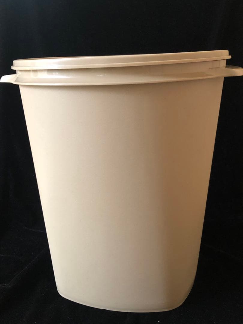 新品★ Tupperware マキシクイーンデコレーター　× 2