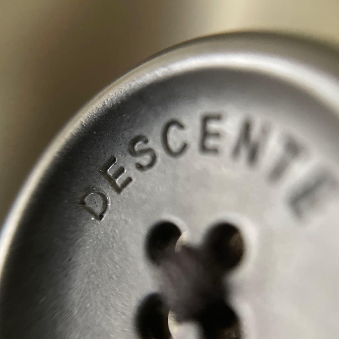 DESCENTE グレー スリムフィット セットアップ