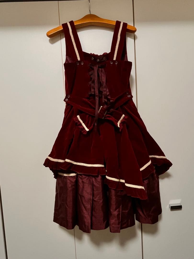 メタモルフォーゼタンドゥユフィーユの別珍アルヴェルタジャンパースカートパニエ付き