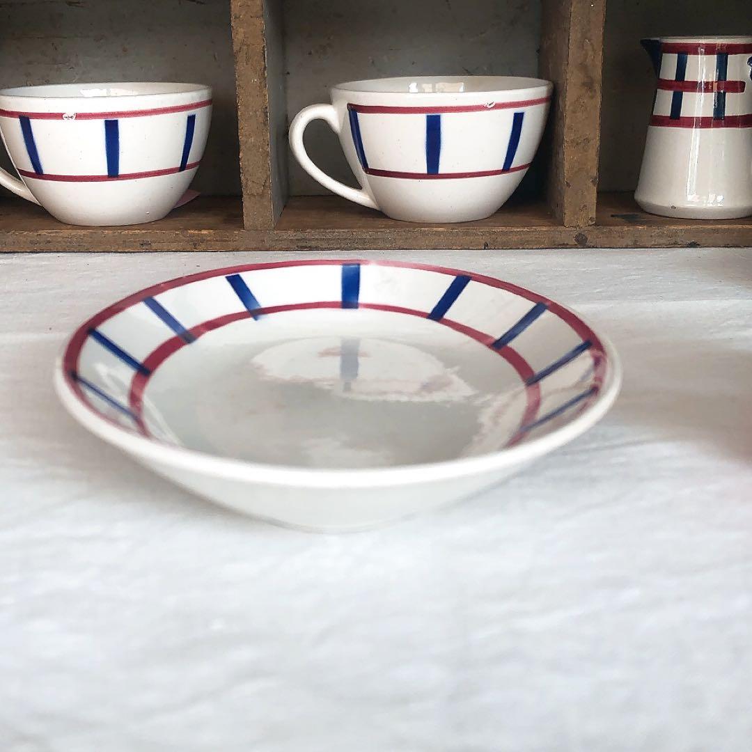 人気　ディゴワンサルグミンヌ　バスク柄ラヴィエ　前菜皿　フランスアンティーク食器